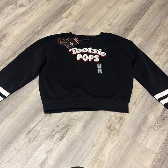 NWT Southpole Medium Tootsie Pops Black Red White Sequin Sweatshirt - Picture 3 of 5